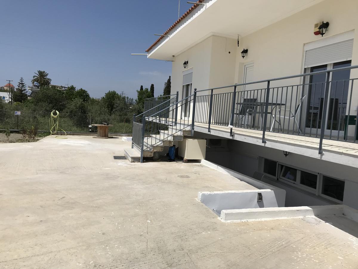 Villa Filoxenia Amarynthos Exterior photo