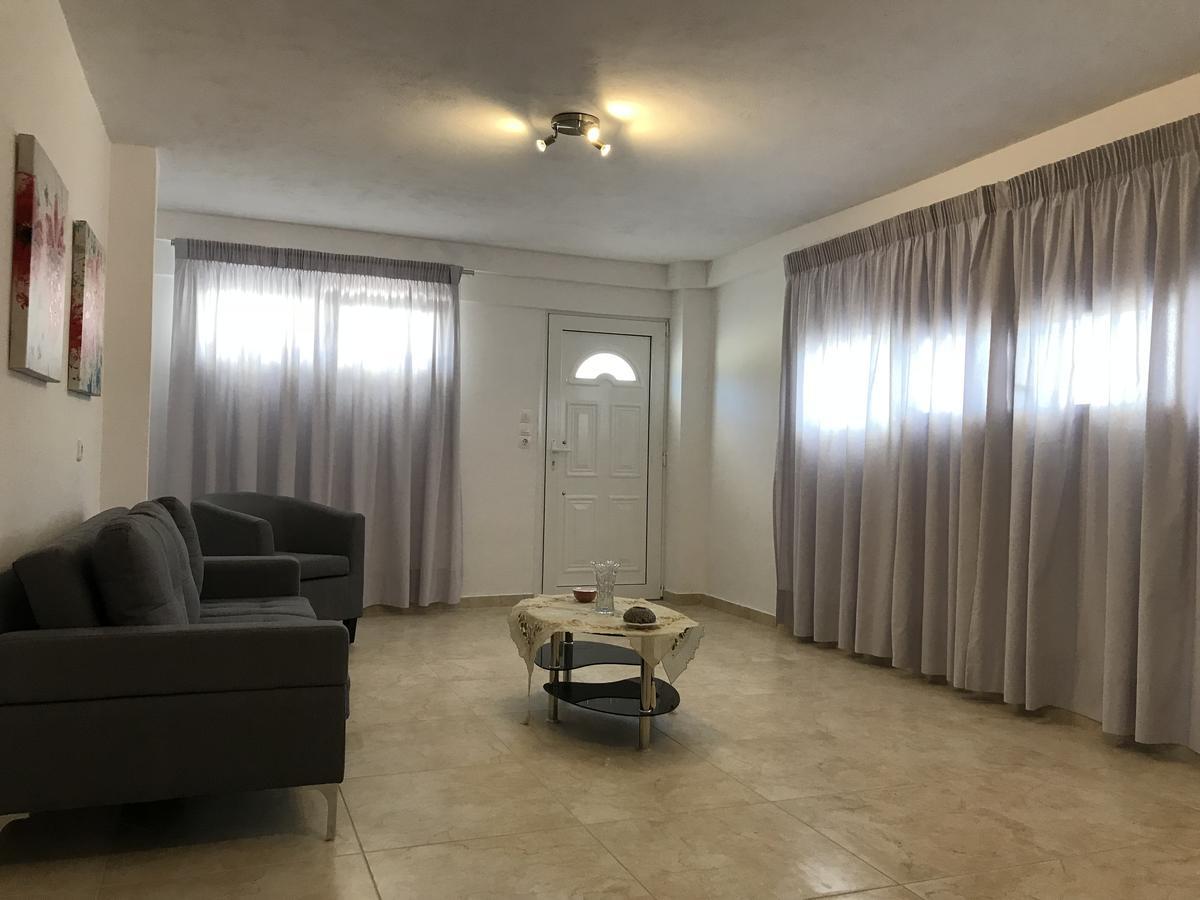 Villa Filoxenia Amarynthos Exterior photo